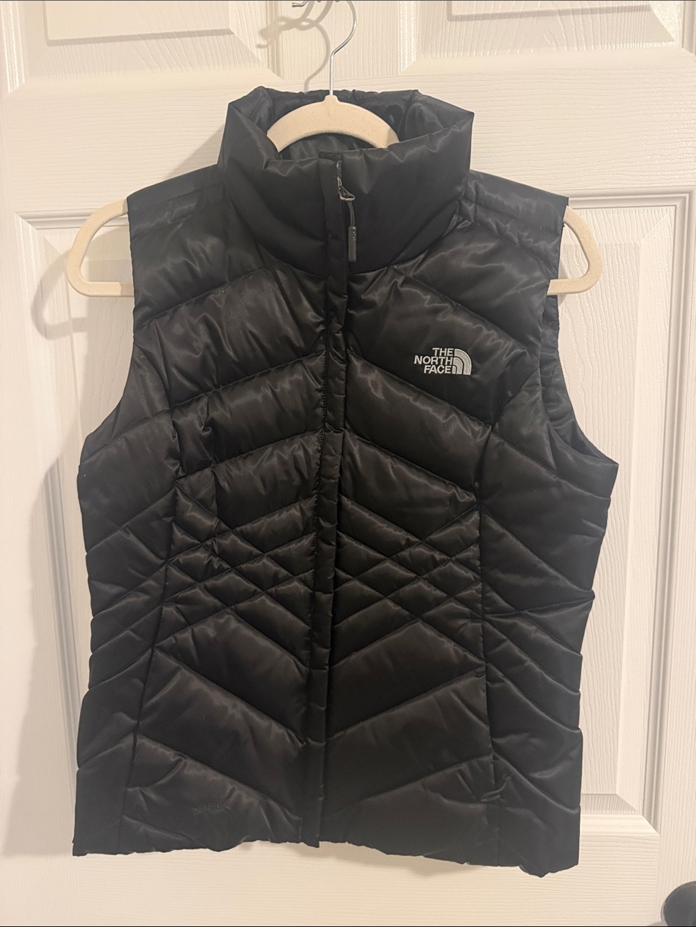 The North Face Black Quilted Pattern Insulated Women's Vest